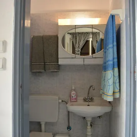 Daire Giannis Apartment,haraki